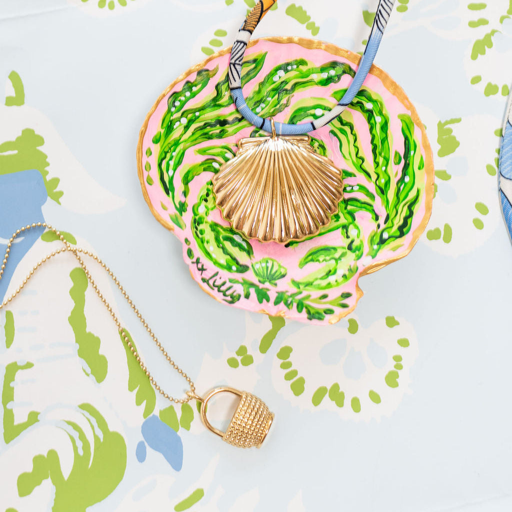 The Nantucket Basket Necklace