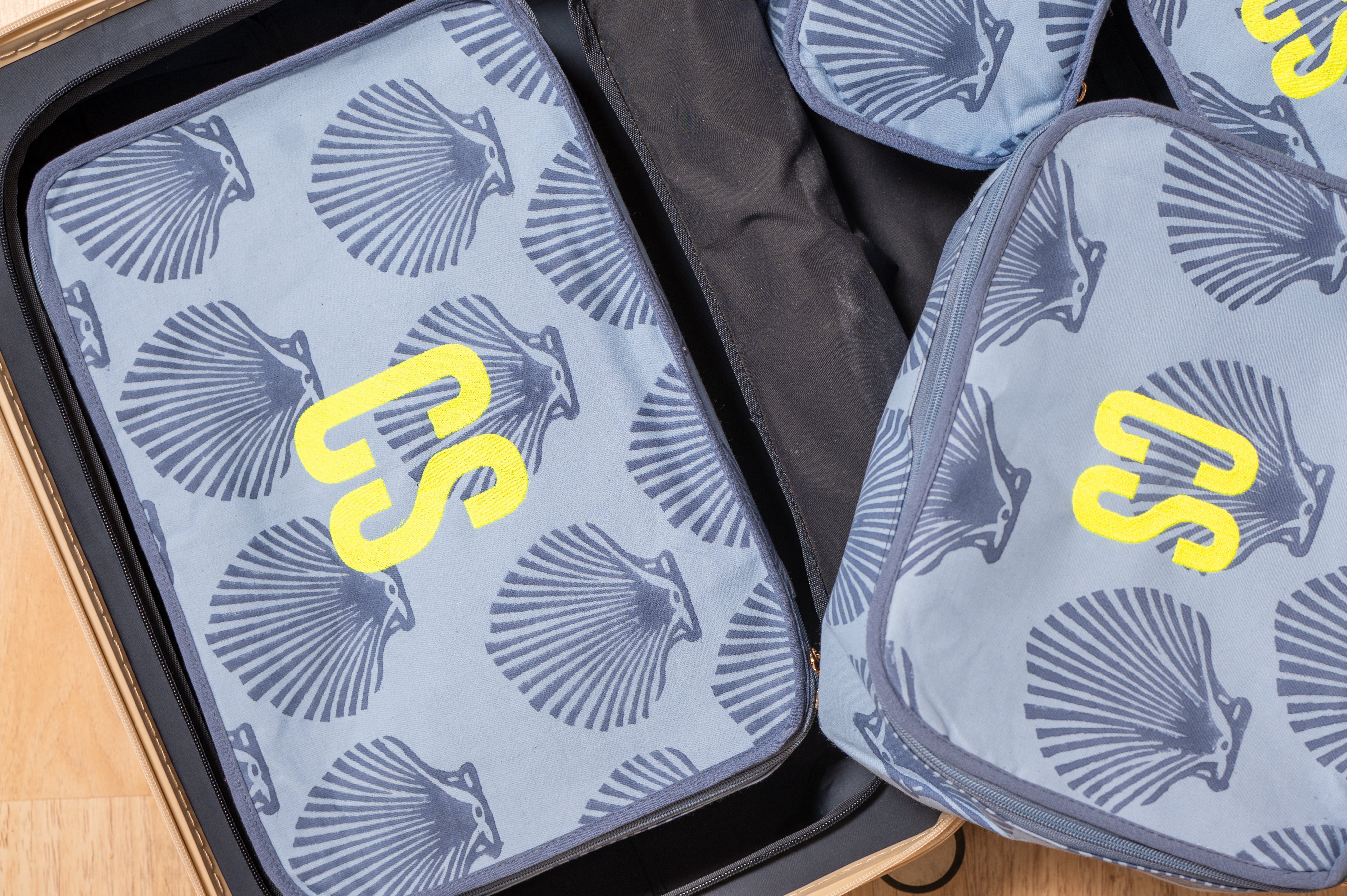 Shells Packing Cubes